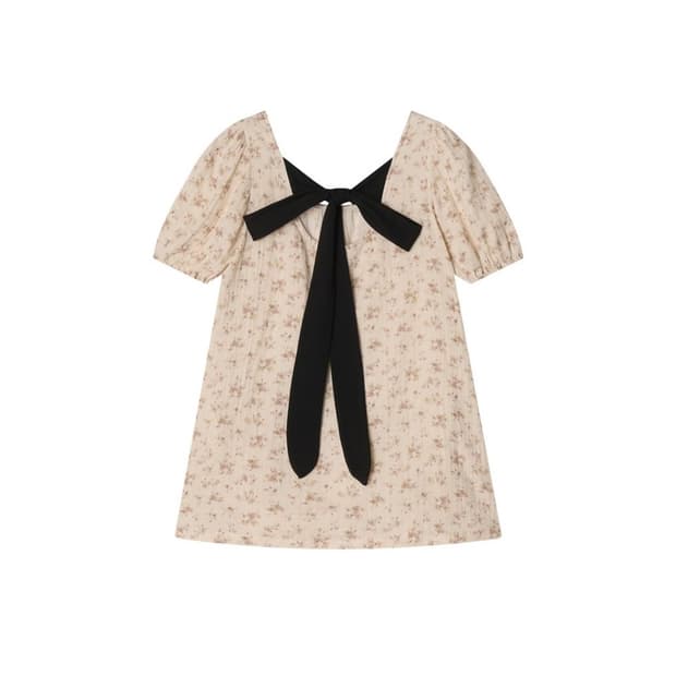 콜로신스 black tie blouse vintage flower