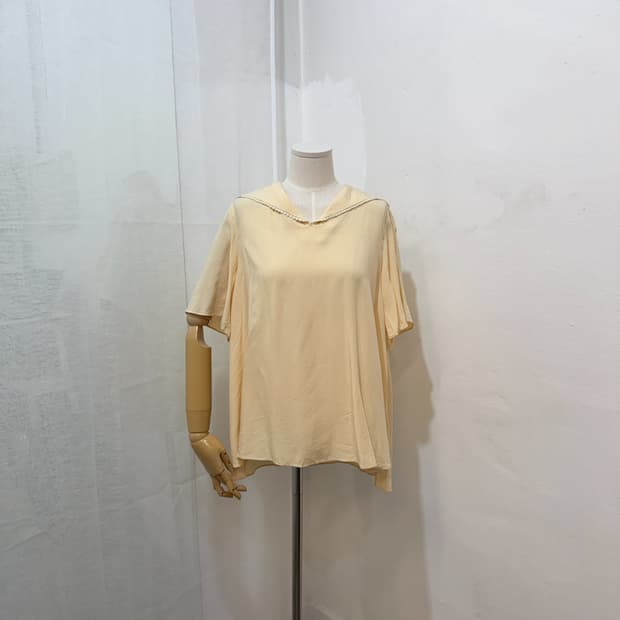 SI 씨 버터 노랑 카라 찰랑 블라우스 5039