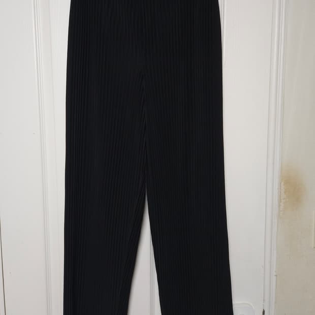 이세이 미야케 옴므플리세 루즈핏 팬츠 블랙 1 사이즈