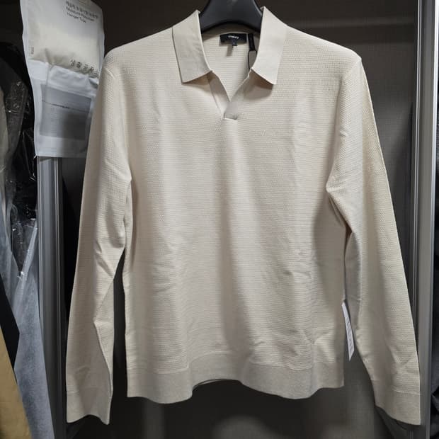 [새제품]띠어리 소리스 폴로 아이보리 L