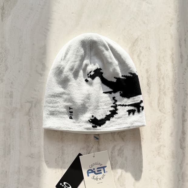 Oakley x Piet 오클리 x 피에트 스컬 비니 본화이트