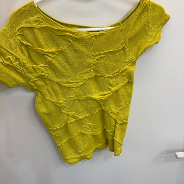 자라 원숄더 티셔츠