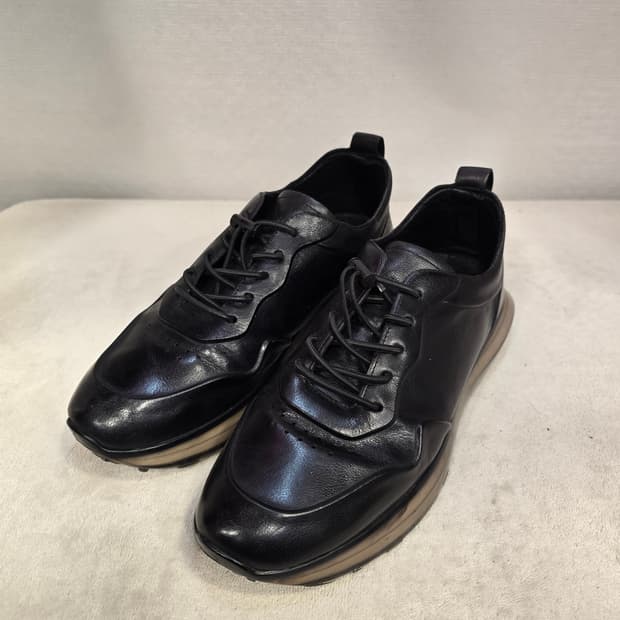 Jik's 소가죽 블랙 스트링 스니커즈 42사이즈(265~270)