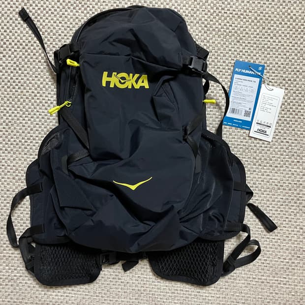 호카(HOKA) 하이크팩 배낭 가방 13L 새상품