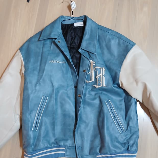 1993studio 바시티 자켓