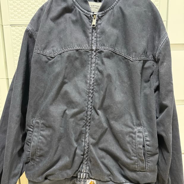 칼하트wip 산타페 봄버 L