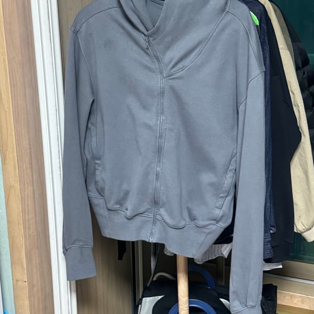 누마레 ee 후드집업 차콜 L