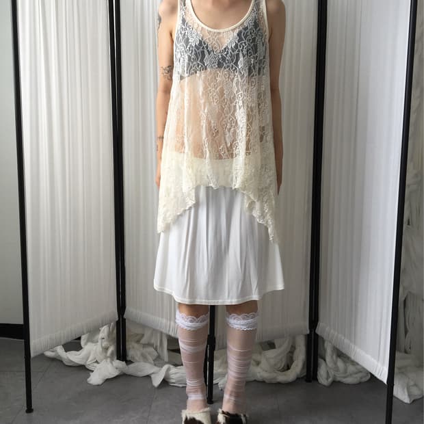 Lace see through unbalanced sleeveless