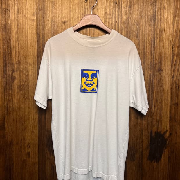 Obey printing T-shirts 