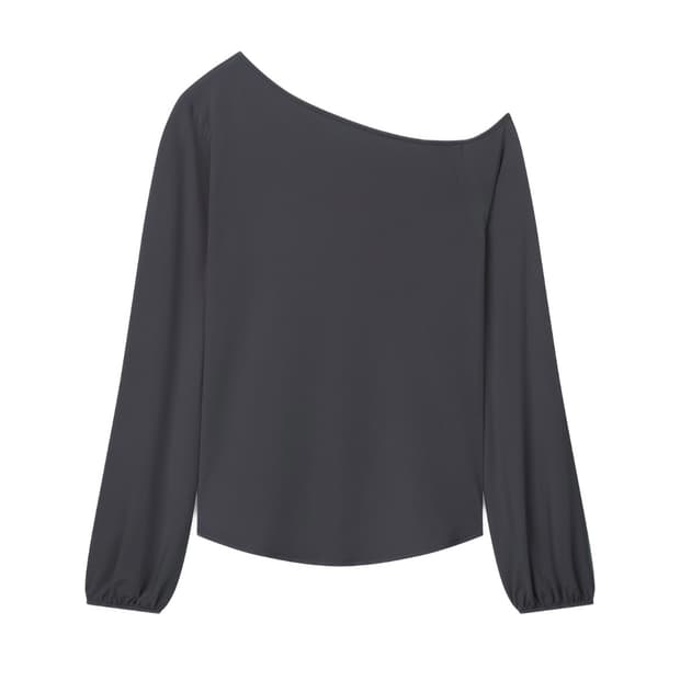 chiyagi Aly Top 
