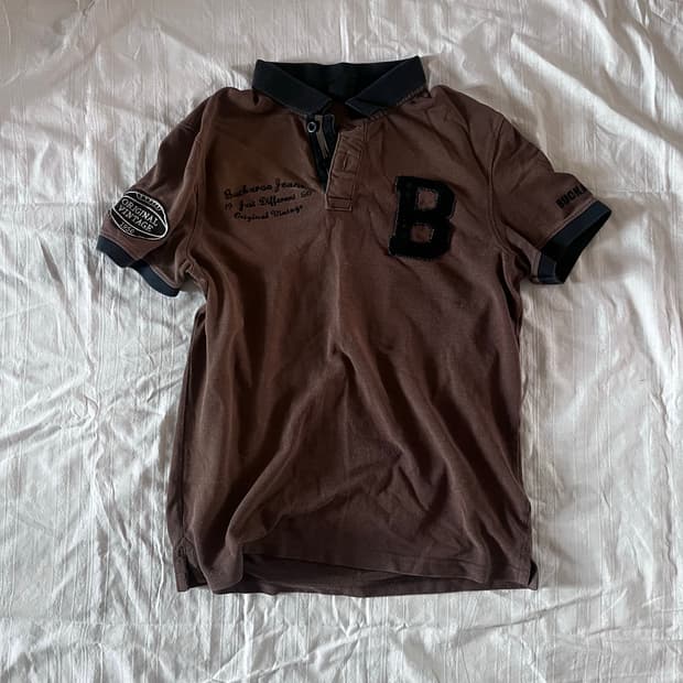 Buckroo collar half t shirt