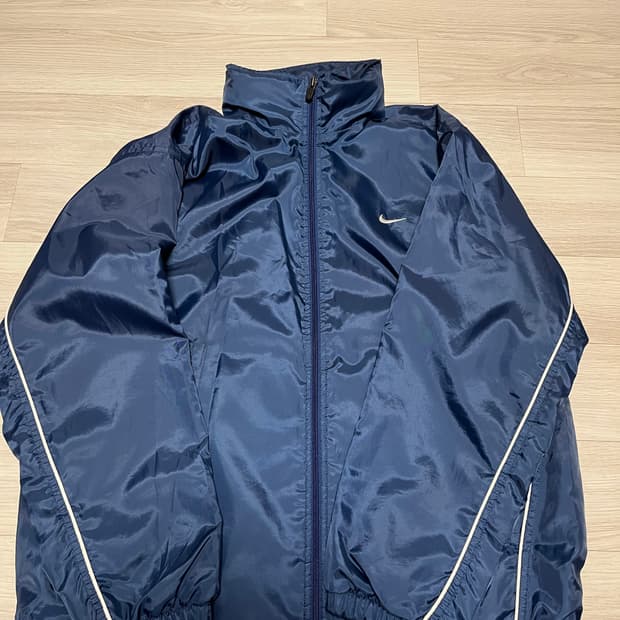 나이키 올드스쿨 바람막이