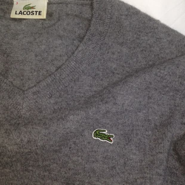 라코스테 브이넥 니트 그레이