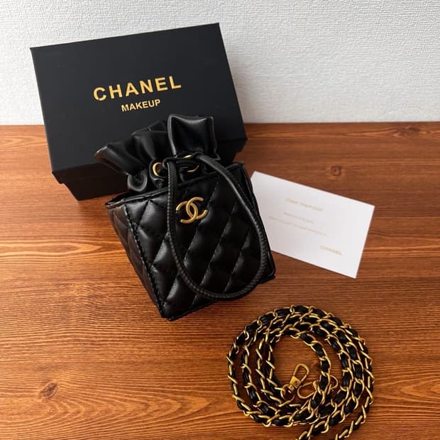 샤넬VIP 미니버킷  복조리 크로스 체인백 블랙