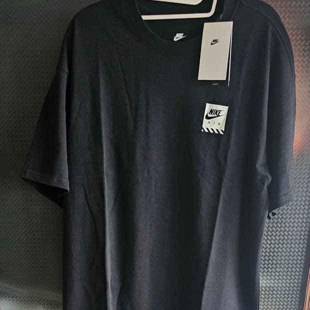 정품)나이키에어블랙 반팔티셔츠 L사이즈새상품미사용