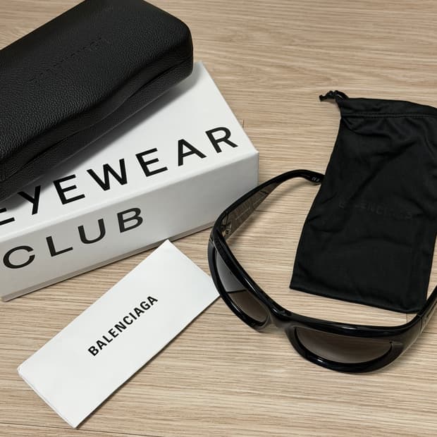 발렌시아가 선글라스