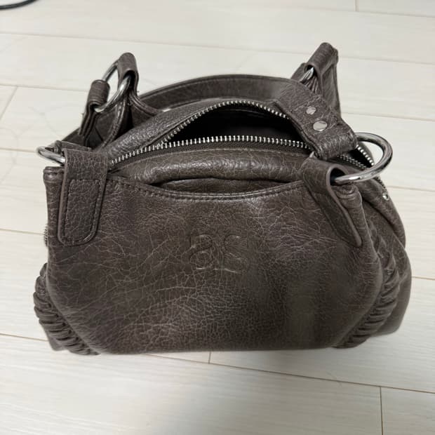 애즈온 보니타 미니백 브라운