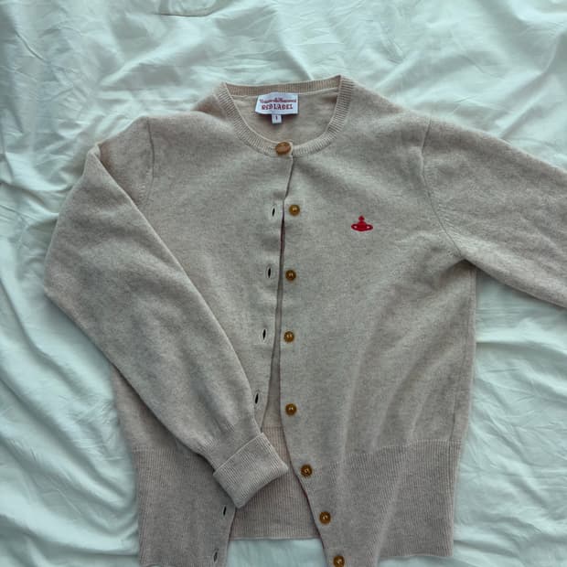 비비안웨스트우드 레드라벨 가디건 