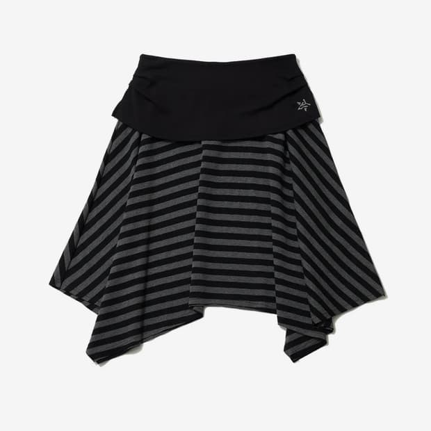 잇자바이브 STRIPE SYMBOL UNBALANCED SKIRT