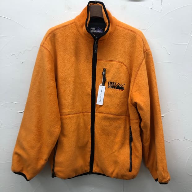 퍼스트다운 플리스