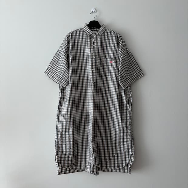 단톤 체크 셔츠원피스