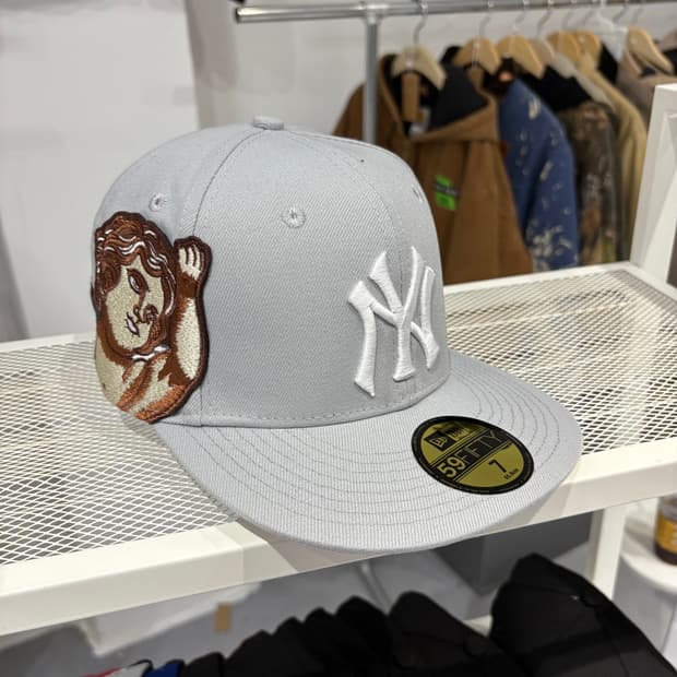 뉴에라 양키즈 59FIFTY 7 볼캡 스냅백