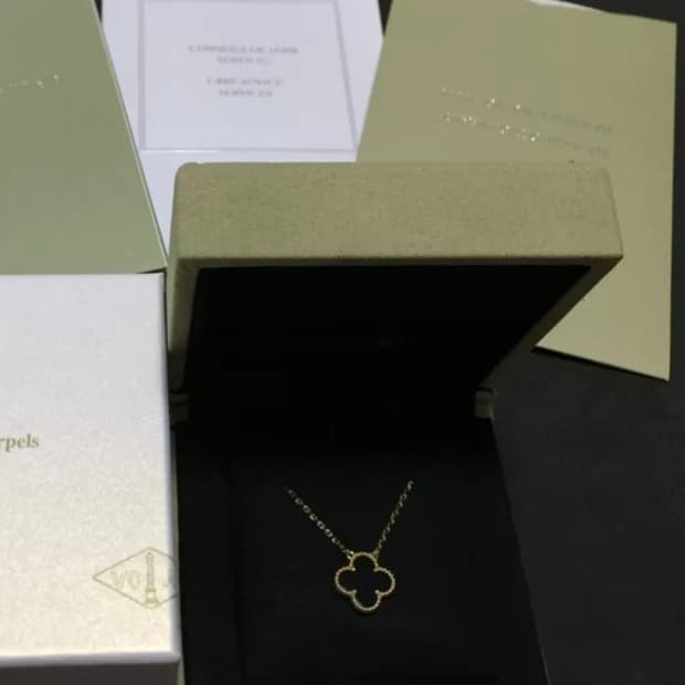 반클리프&아펠 알함브라 빈티지 오닉스 목걸이
