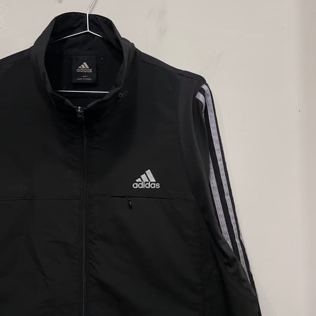 아디다스 올드스쿨 실버 트랙라인 절개 바람막이