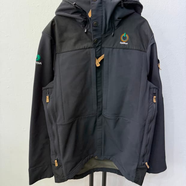 정품) 피엘라벤 남성 OptiRun 블랙 자켓 M