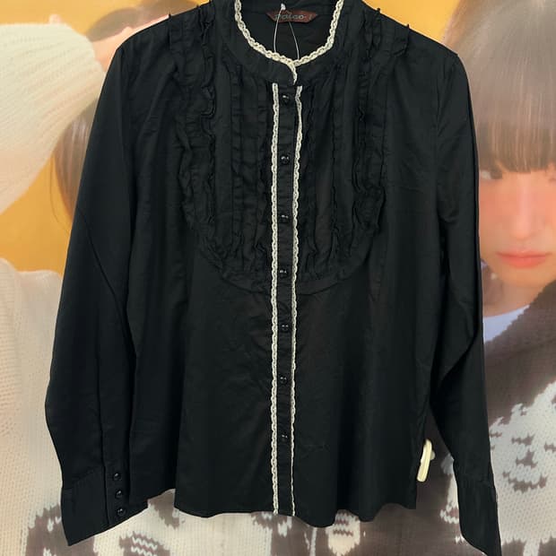 VINTAGE 블랙 레이스프릴 블라우스
