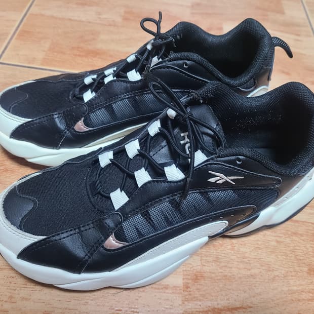 리복 로얄 퍼베이더 W265(260추천)