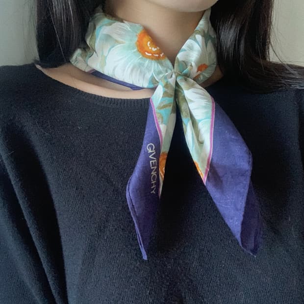 GIVENCHY Handkerchief (미사용품)