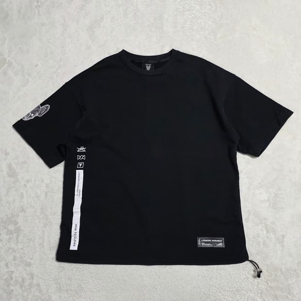 (M)라이프워크 블랙 반팔 티셔츠