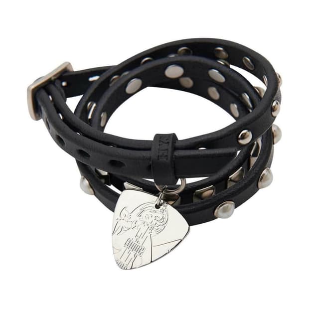 히스테릭글래머 피크 가죽 팔찌 구해요!!!