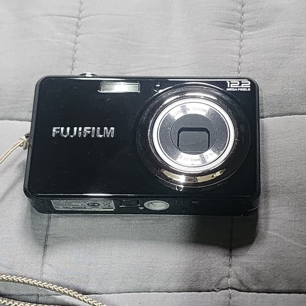 (미품)후지필름 FinePix J30 블랙 / 빈티지 디카 / 정상작동