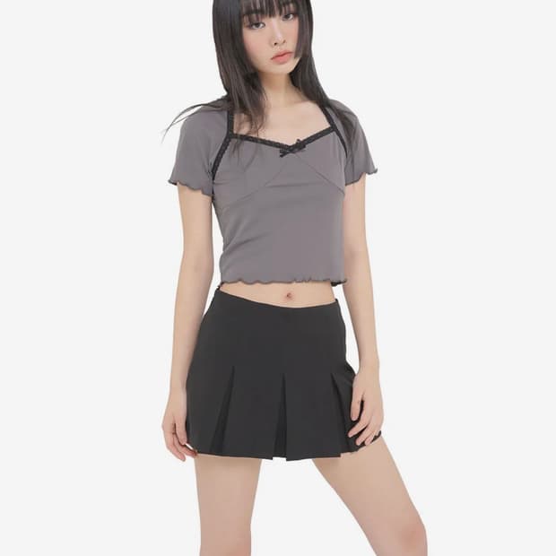 어글리쉐도우 레이스 라인 크롭 탑 반팔 티셔츠 차콜