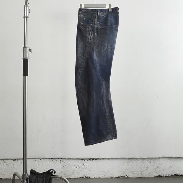 3D TWISTED WIDE LEG JEANS LUSTER COATED