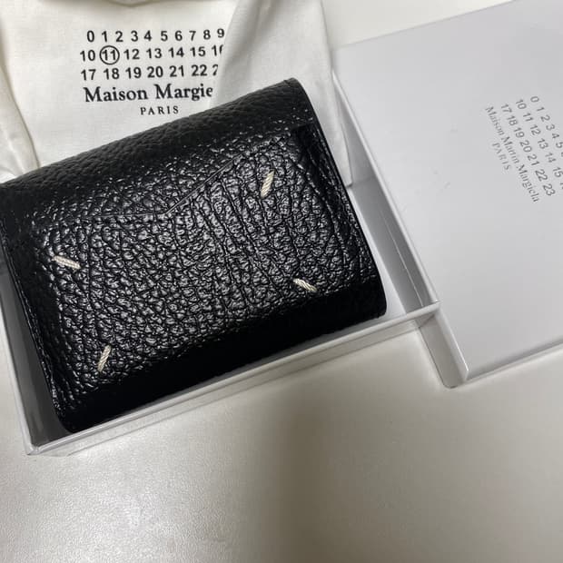 마르지엘라 지갑