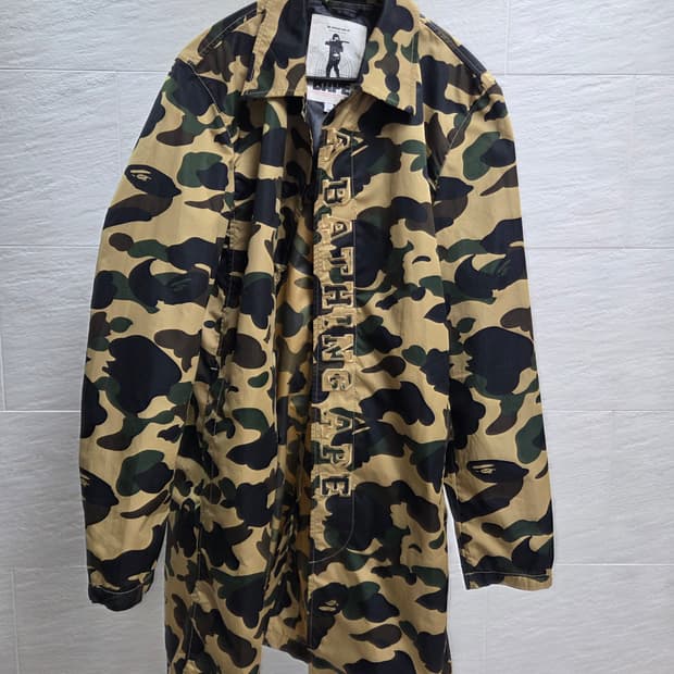 BAPE 베이프 카모 야상 우비(M)
