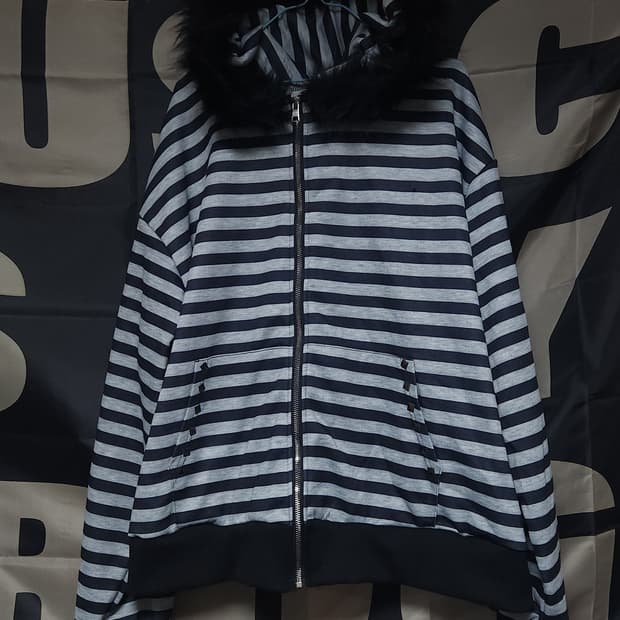 스트라이프 퍼 후드집업