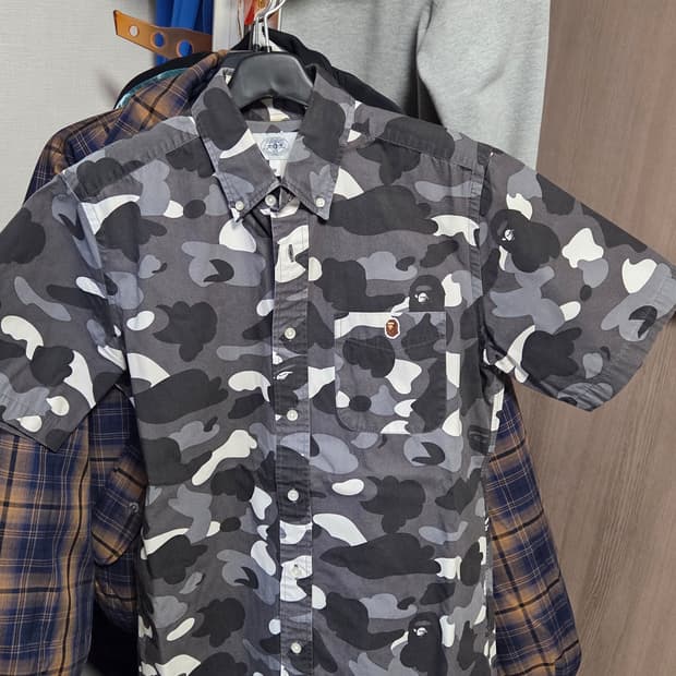 베이프 카모 반팔셔츠 M, 100