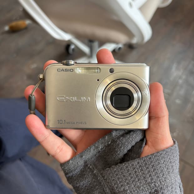 카시오 엑실림 z1000 디지털카메라