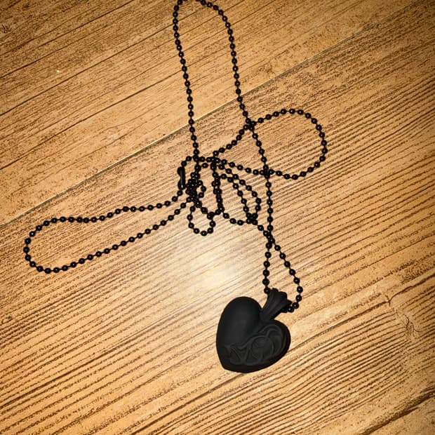 크롬하츠 하트 실리콘 목걸이 블랙