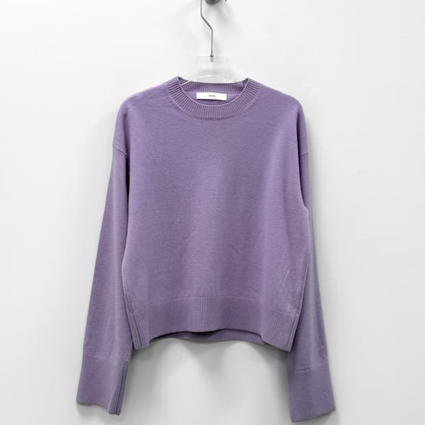 Beaker Lavender Cashmere Knit Sweater