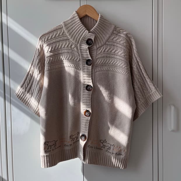 강아지 자수 꽈배기 반팔 니트 가디건 