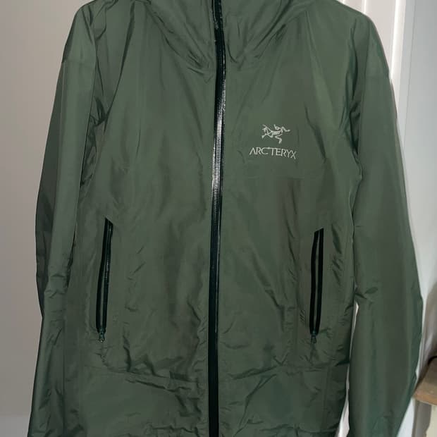 아크테릭스 바람막이