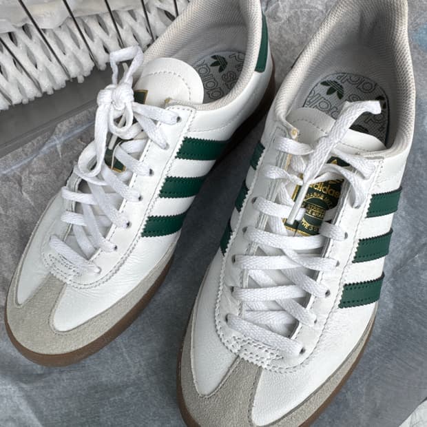 (240)아디다스 JEANS 스니커즈 흰/녹