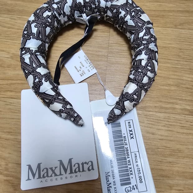 새상품 막스마라 헤어밴드(국내 매장판)
