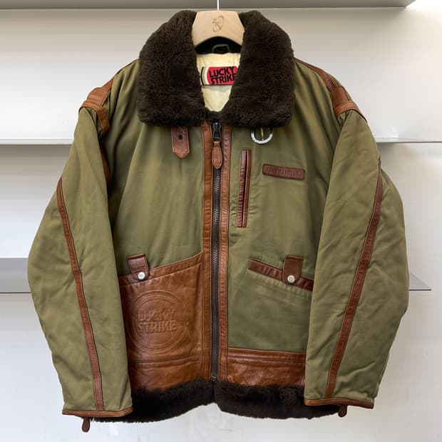 럭키 스트라이크 U.S.A.F 타입 B-3 홀스하이드 무스탕