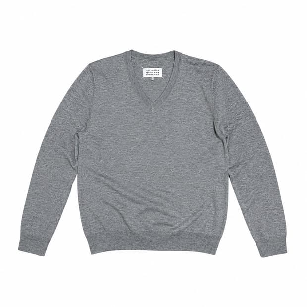 MAISON MARGIELA ELBOW PATCH V-NECK KNIT